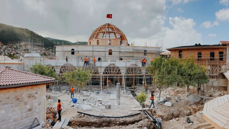Anadolu’nun ilk camisi ayağa kalkıyor