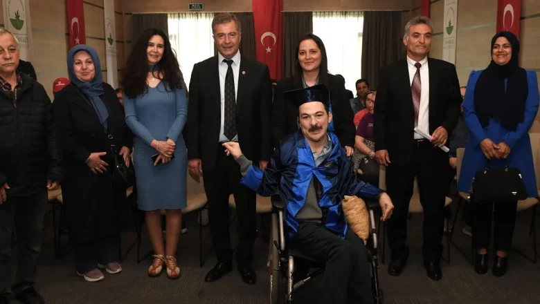 Okuma aşkı engel tanımadı