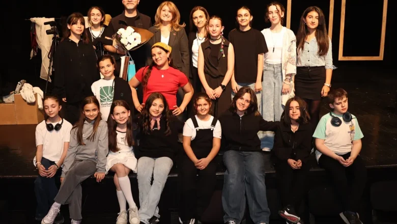 Bursa’da Nilüferli drama öğrencilerinden renkli final