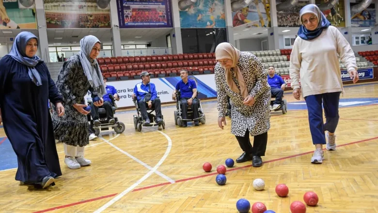 İzmir Boccia takımının görünmez kahramanları… Fedakâr anneler çocukların en büyük destekçisi