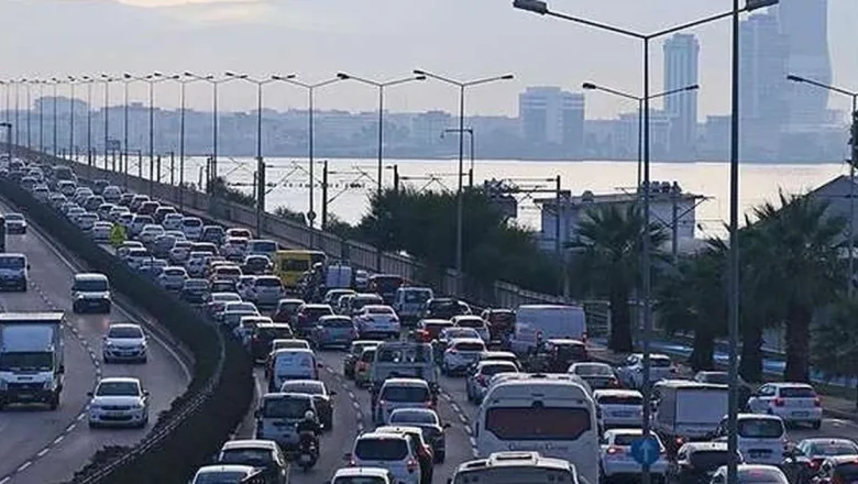 Nisan’da 191 bin 983 taşıt trafiğe katıldı… Toplam taşıt sayısı 32 milyona yaklaştı