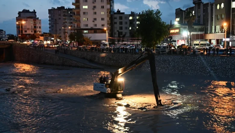 Osmaniye Kadirli’de sel felaketi… Bakan Yerlikaya son durumu paylaştı