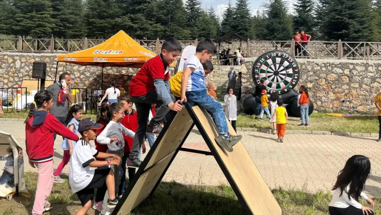 Playland Eğlence Tırı Doğanşehir’de çocukları sevindirdi