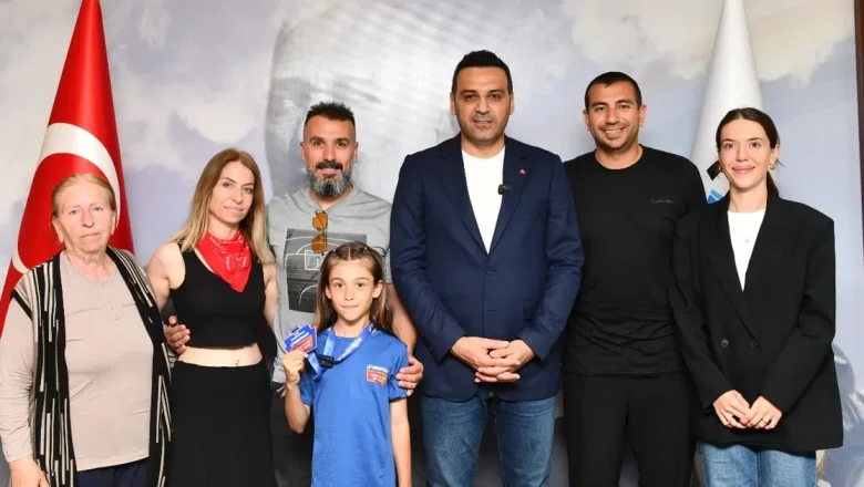 Türkiye’nin en hızlısı Güneş’e Çiğli’de Başkan Yıldız’dan destek